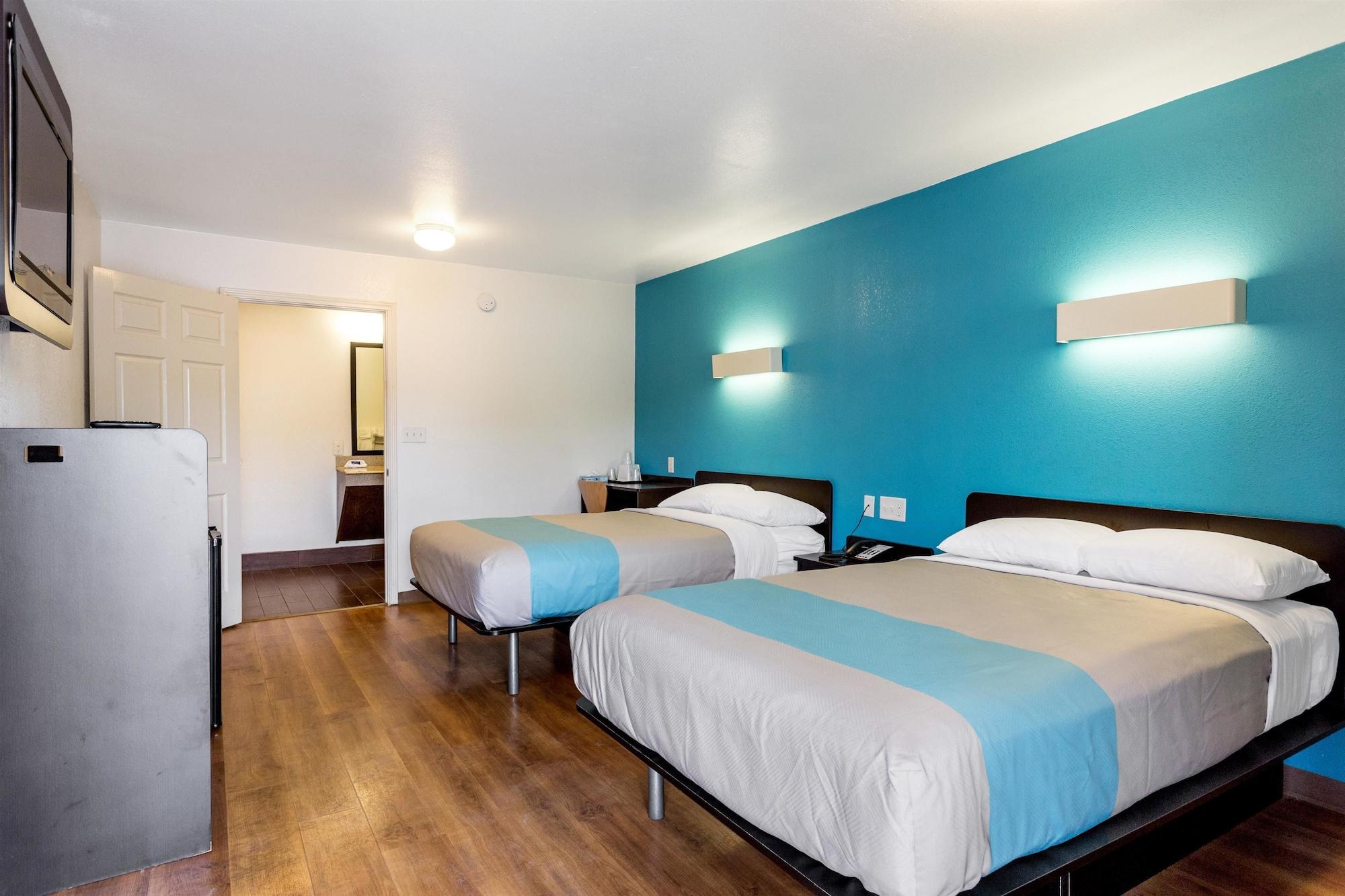 Motel 6-Bryan, Tx - College Station Bagian luar foto