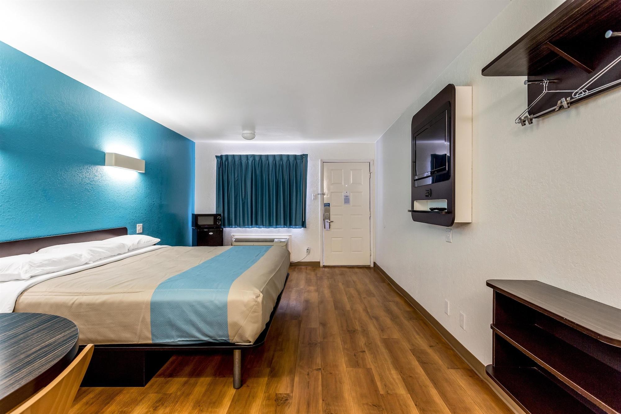 Motel 6-Bryan, Tx - College Station Bagian luar foto