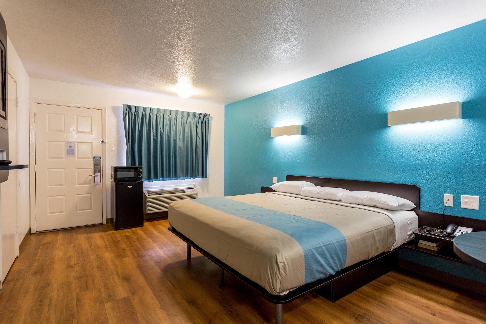 Motel 6-Bryan, Tx - College Station Bagian luar foto