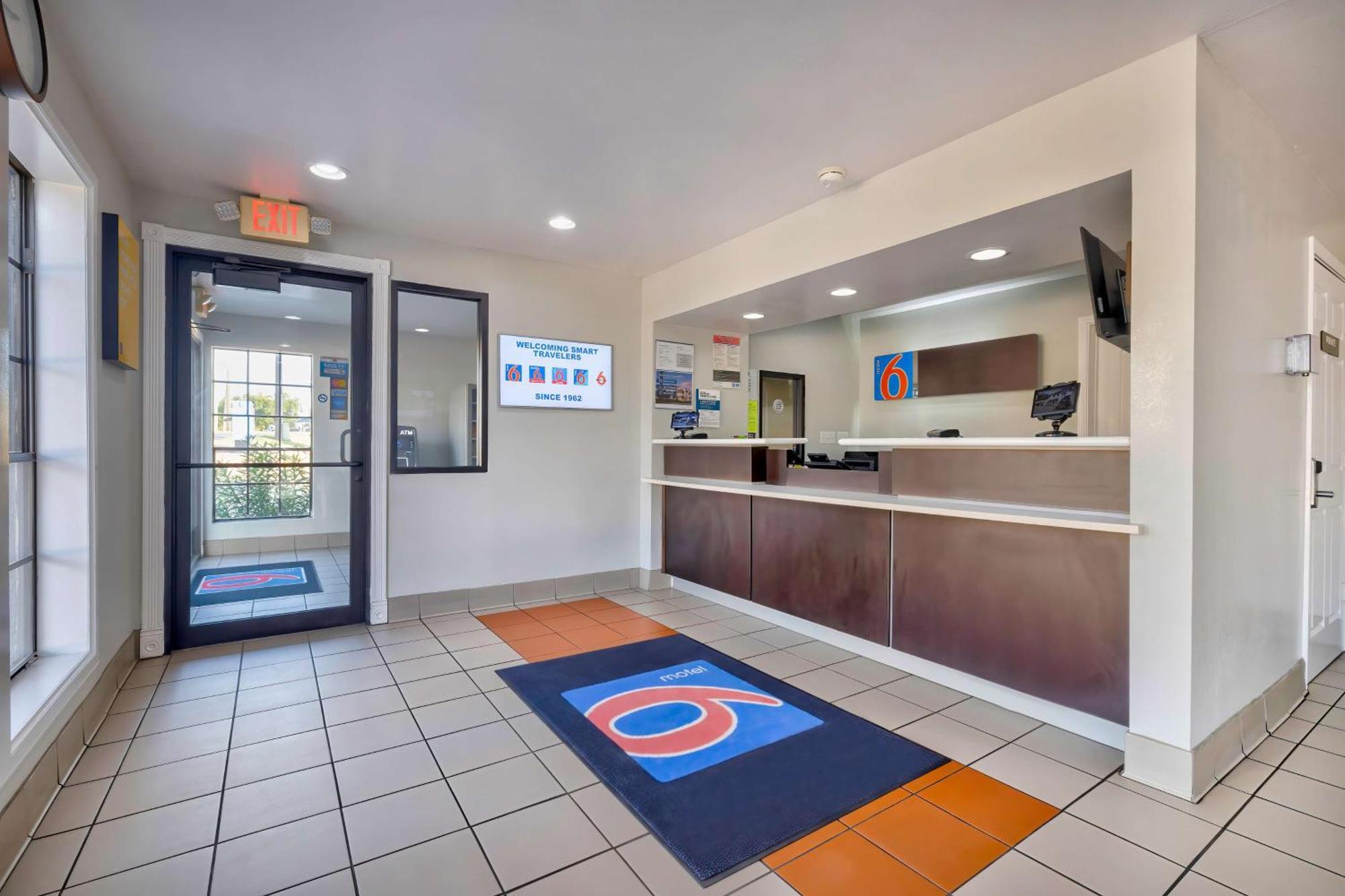 Motel 6-Bryan, Tx - College Station Bagian luar foto