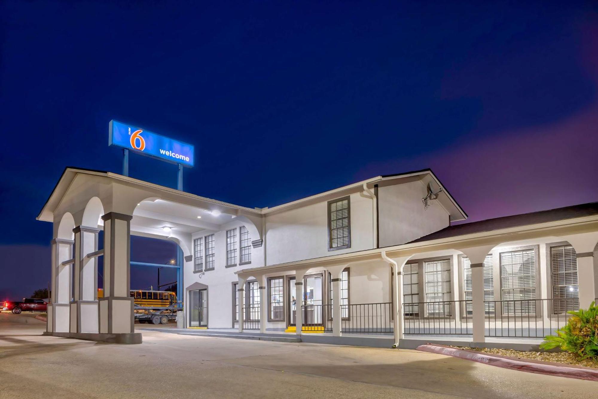 Motel 6-Bryan, Tx - College Station Bagian luar foto