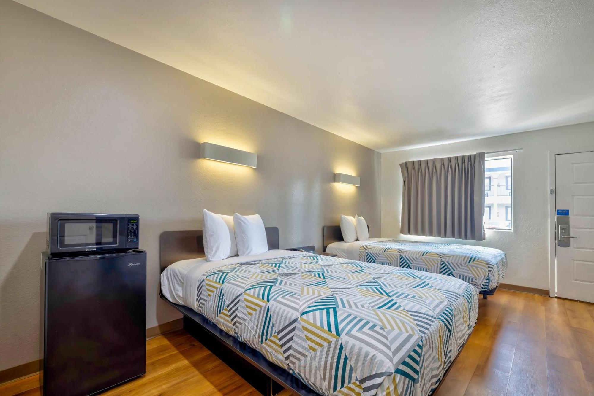 Motel 6-Bryan, Tx - College Station Bagian luar foto