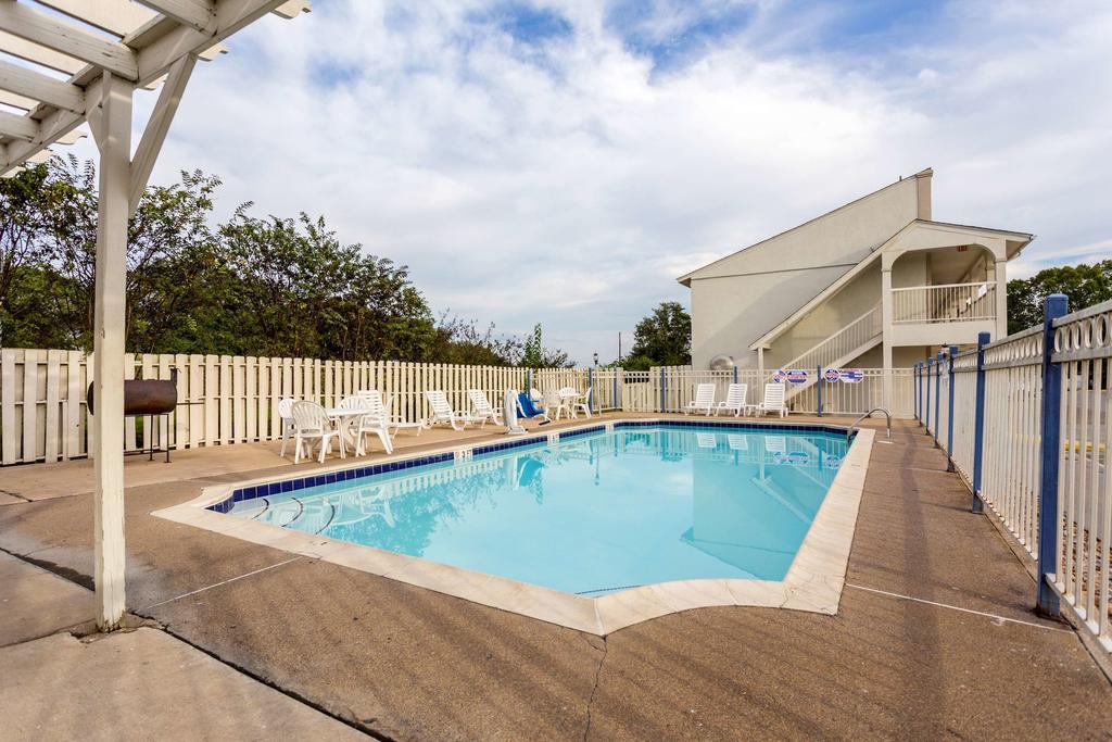 Motel 6-Bryan, Tx - College Station Bagian luar foto